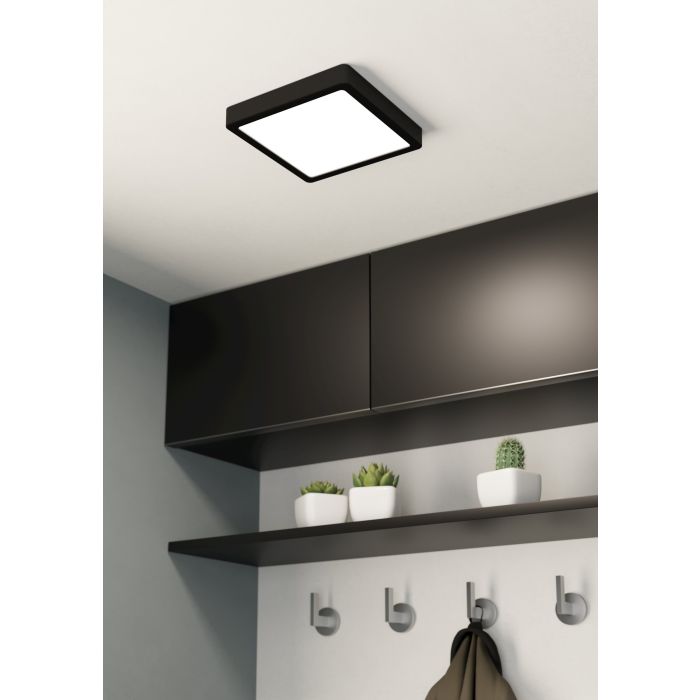 Eglo Fueva 5 LED opbouwarmatuur 210x210mm zwart 2000lm 3000K
